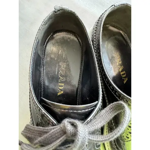 PRADA  Gray Oxford Wingtip Platform Lace Up Shoes SZ 6.5 Italy EUC