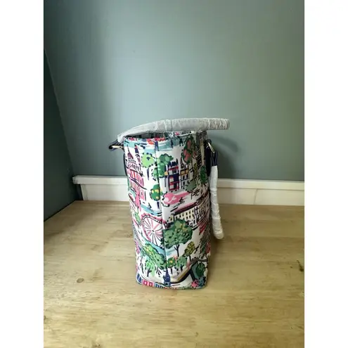 London Tote bag, Coastal Preppy purse, nylon tote bag, with zipper and pockets White