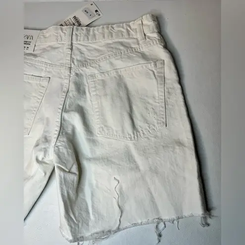 ZARA  Loose Fit Bermuda Short White casual classic comfy style beach summer