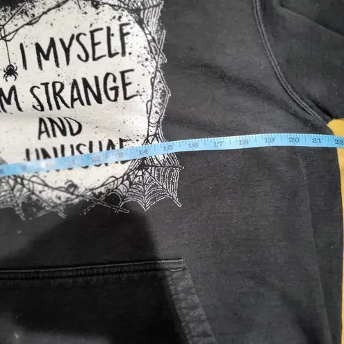 Beetlejuice "I Myself Am Strange And Unusual" black pullover hoodie sz L Size L