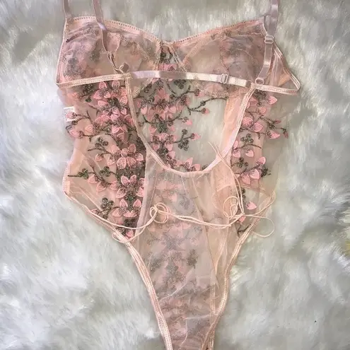 Soft Pink Sheer Garden Lingerie Sz L Size L