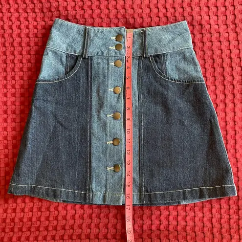 Bik Bok Women’s Denim Skirt XS Button Front High Waist Two-Tone Blue Cotton Retro