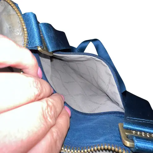 Baggallini Hanover Crossbody Bag Blue Nylon Turn Lock Adjustable Strap Medium
