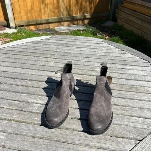 Born Brenta Ankle Bootie Size 8 NWT in the color dark grey/distressed Gray