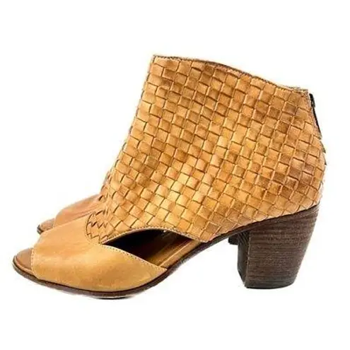 Patricia Nash Rosetta Ankle Peep-toe Booties - Size 10