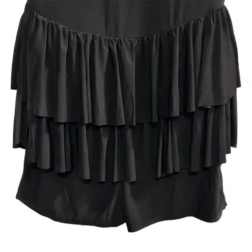 Pretty Little Thing  Women's Black Sleeveless Romper Size 8 Casual