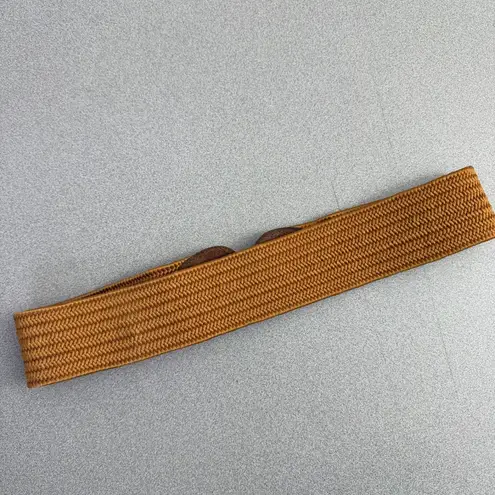 Anthropologie  Elastic Belt Womens Size Medium Brown Brass Rhinestone Frog Scarab