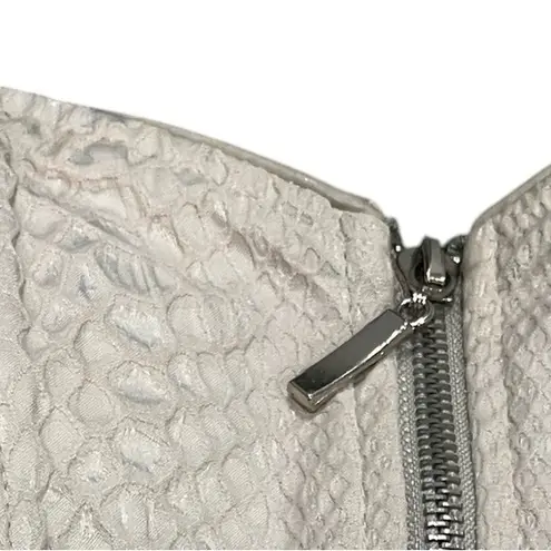 Carmen Gray Snake Print Zip Crop Top Small White