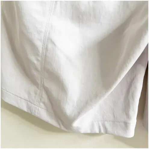 Lululemon In Power Mid Rise Short 8" Women Size 6 Color Dune Athleisure Casual