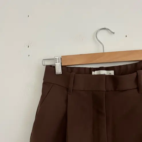 Abercrombie & Fitch  NWT Brown Women's High Rise Pleated Trouser Shorts