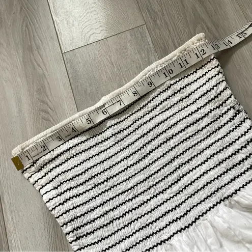 Vintage Strapless Top smocked striped ruffle crop womens White Black medium y2k