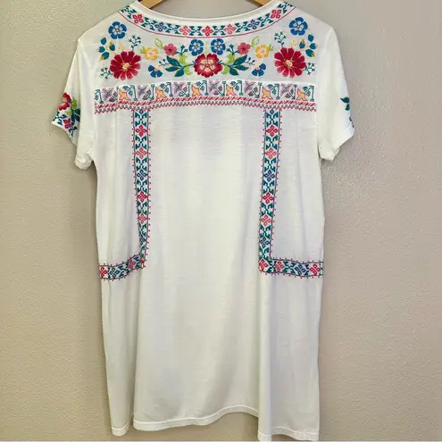Johnny Was Embroidered Floral Tunic White Short Sleeve Top