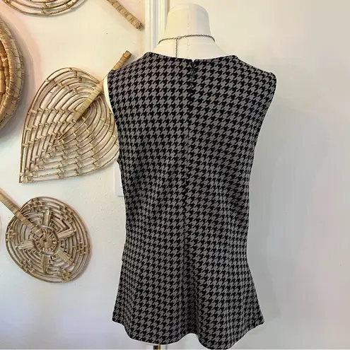 Nordstrom Rack  Houndstooth Black Gray Sleeveless Top Office Chic Minimalist M