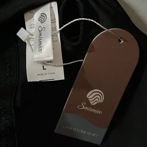 Smismivo NWT Size L Black One Piece Shorts Romper Swimsuit w/ Pockets Size L