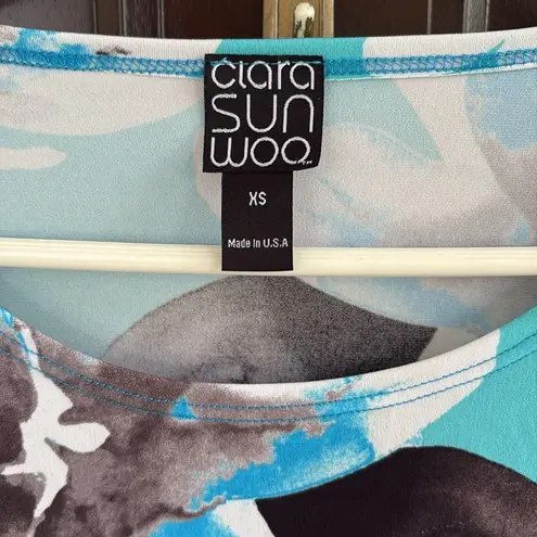 EUC Clara Sun Woo Floral Stretch Top Size XS