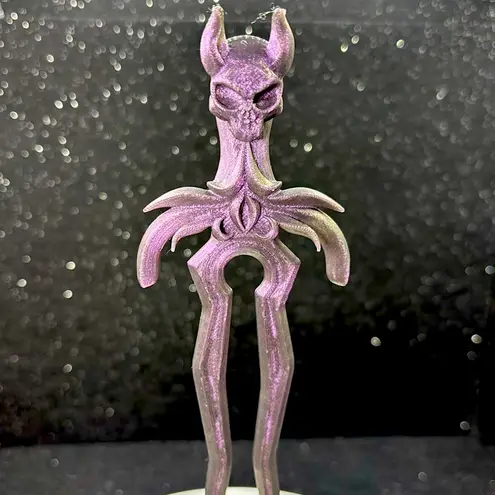 Handmade Ghost Blade Dagger Hair Pin– Gothic Fantasy 3D Printed Hair Accessory 💀