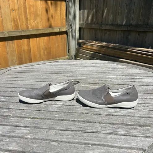 Women's Josef Seibel Sina 39 in grey Leather size 37 or 7 US White - Image 4