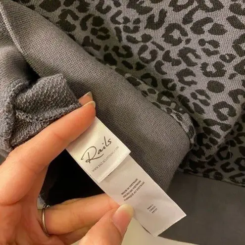 Rails Marcie Cheetah Animal Print Crewneck Pullover Gray/Black Sz Small