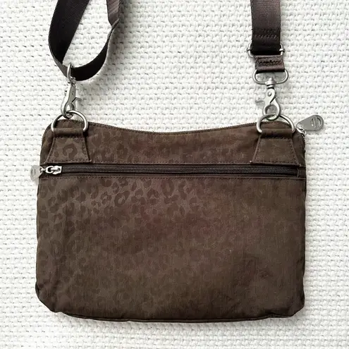 Baggallini Baggalini Rio Brown Cheetah Crossbody Turnlock Flap Water Resistant Nylon Bag