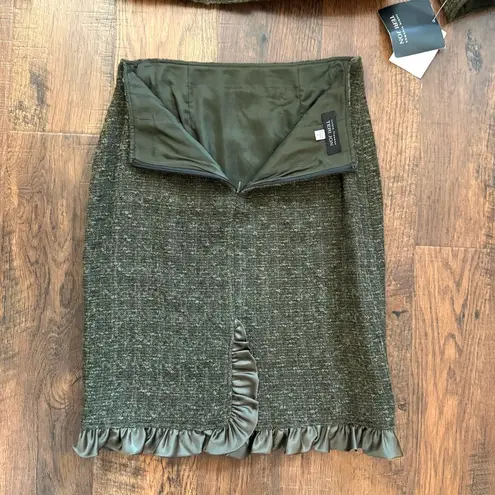 Rickie Freeman TERI JON two piece skirt suit, size 2, NWT Green