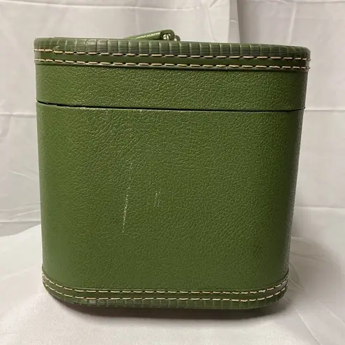 Vintage Carilite Vanity Train Case