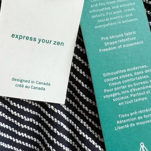 Neon Buddha boardwalk jacket for women size XS Blue