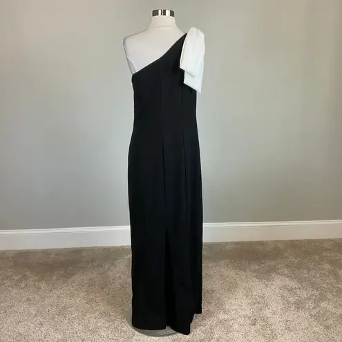 One Shoulder Bow Accent Column Evening Gown Size 8 Black Formal Dress by MARINA