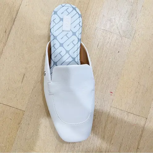 UGG white leather Mule