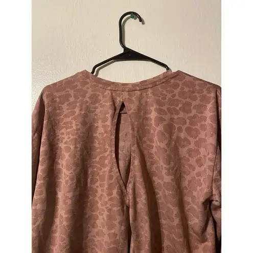 Rae Dunn  Top Womens Large Pink Animal Print Cut Out Back Long Sleeve Ladies‎