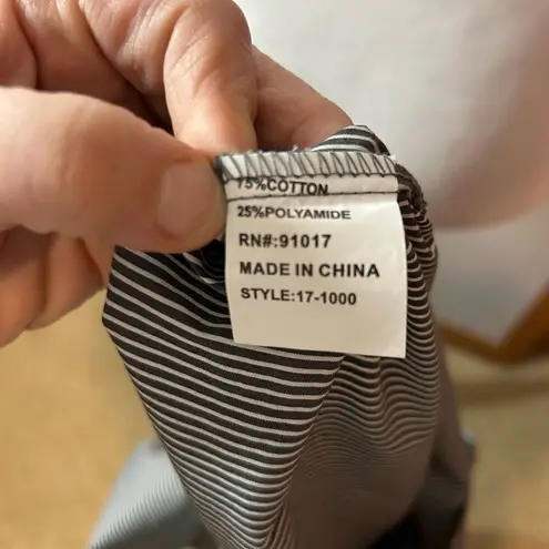 Solitaire  charcoal gray white striped bell‎ sleeve round neck top size S NWT