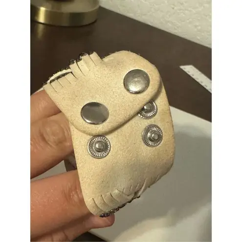 Vintage Y2K Womens Chunky Rhinestone Studded Leather Cuff Bracelet Edgy Western Gray