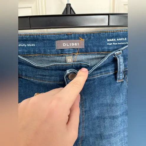 DL1961 Mara Straight High Rise Instasculpt Straight Leg Jeans Size 33
