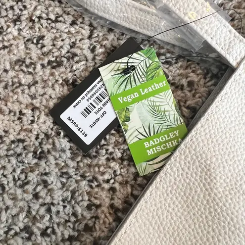 Badgley Mischka White Leather Tote Bag with Gold Chain Detail and Designer Charm