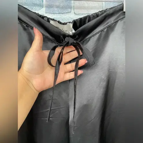 MARQUES' ALMEIDA
Feather