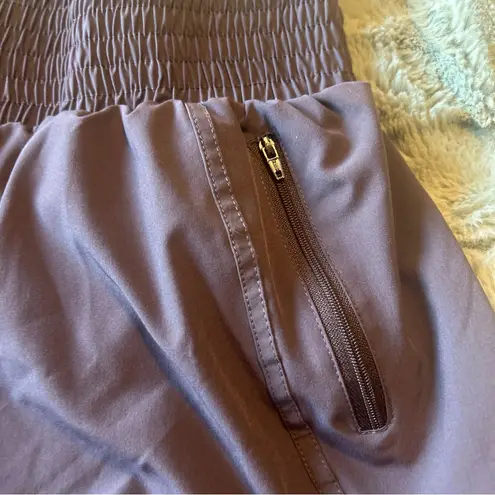 B running athlete shorts Purple Size M