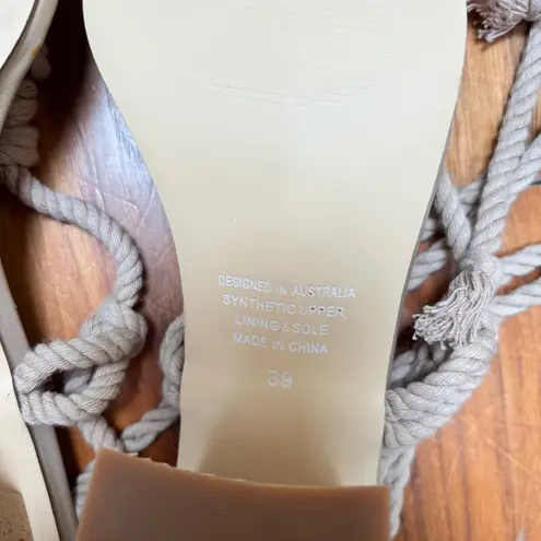 NWOT COVET Shoes Elsa Nude Heels Wood Block Heel Tie Up 8 Tan