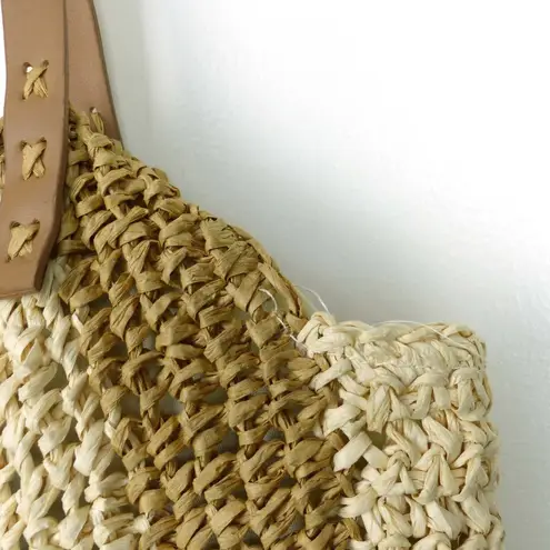 Woven Straw Oval Hobo Shoulder Purse Bag Tan Ivory Beach Travel Zip Closure