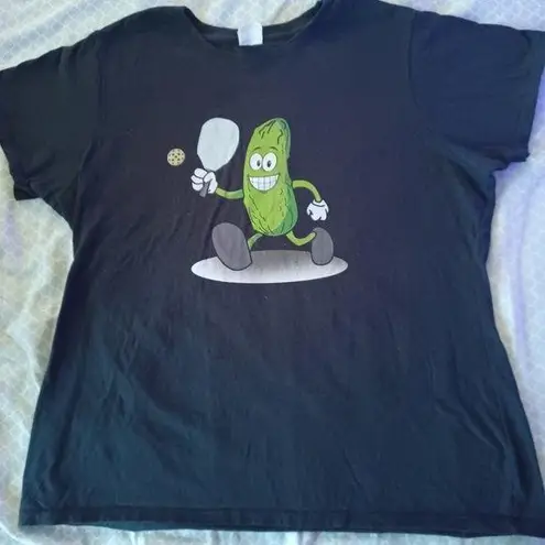 Pickleball tshirt womens XXL Black with pickle guy Fun tee