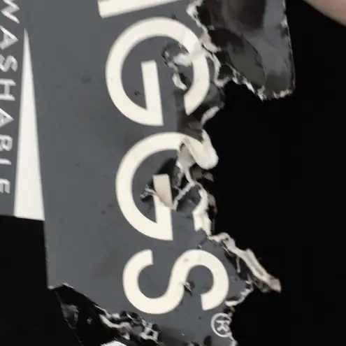 Briggs New York FINAL MARKDOWN Nwt Briggs velvet jacket small