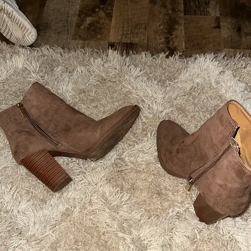 Qupid  Brown Ankle Booties with Suede Finish - Image 4