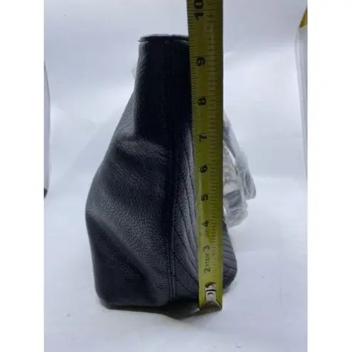 Reaction Kenneth Cole Kenneth Cole reaction msrp black leather shoulder