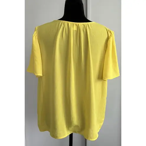 Counterparts Blouse Womens Top Yellow Short Sleeve Size XL Crewneck Front Tie