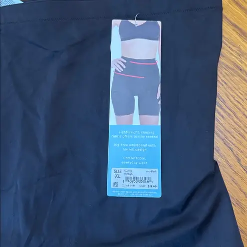 ASSETS by SPANX Women'sshaping mid