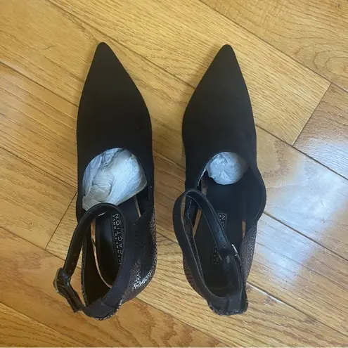 Kenneth Cole  REACTION “POINT TEA” BLACK SUEDE ANKLE STRAP BOOTIE SZ 7.5 NEW