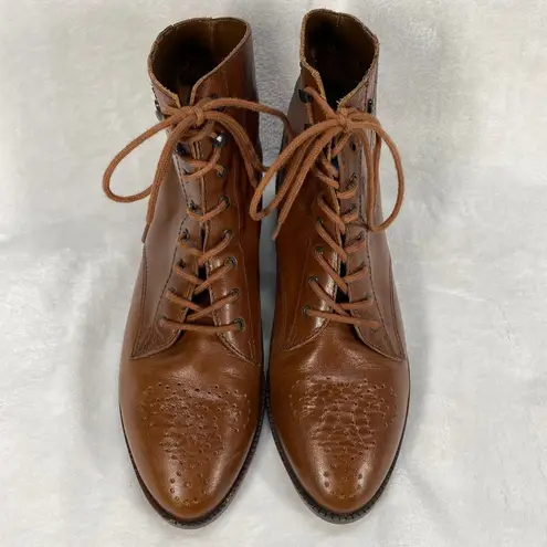 Etienne Aigner Brown Leather Ankle Boots Womens 7.5 Lace Up Combat Booties-flaw