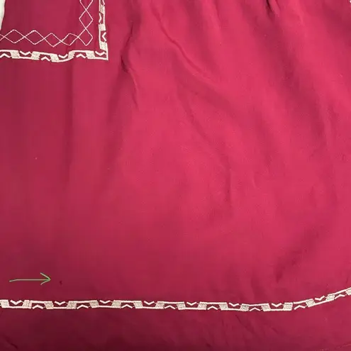 Izzy & Lola Sleeveless Burgundy with Gold/Tan Embroidery Baby Doll Dress Size S