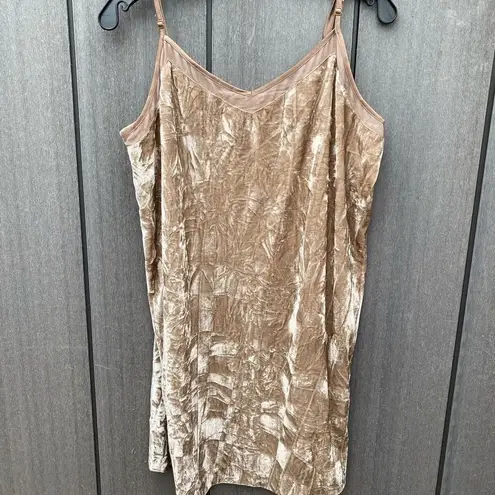 Kensie  Crushed Velvet Mini Dress