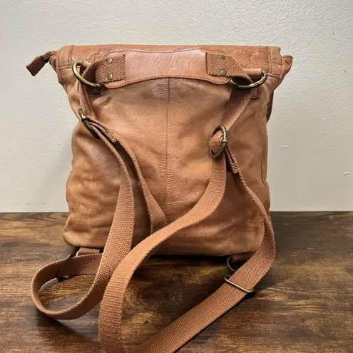 The Sak Ventura Backpack Leather Embossed Convertible Crossbody Shoulder Bag Tan