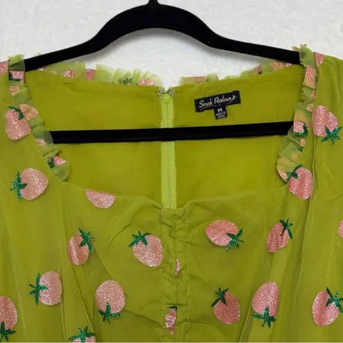 Unique Vintage NWT Smak Parlour Medium 6-8 Avocado Strawberry Print Flare Dress