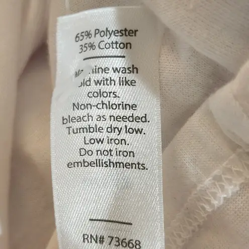 Zoozatz Cropped White Iowa Graphic Tank Top NWT Sz XL Iowa Hawkeyes Tank Top